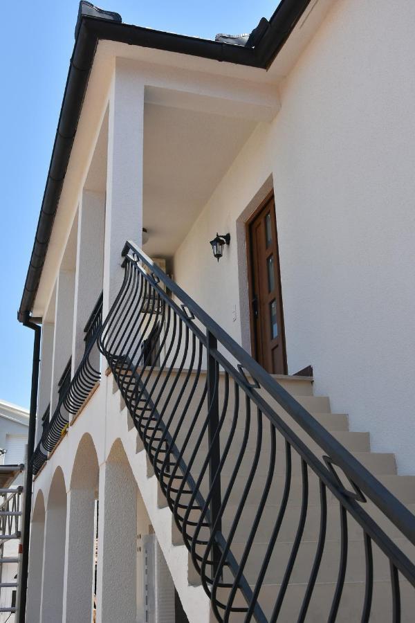 Family Apartment Sara Zadar Zewnętrze zdjęcie